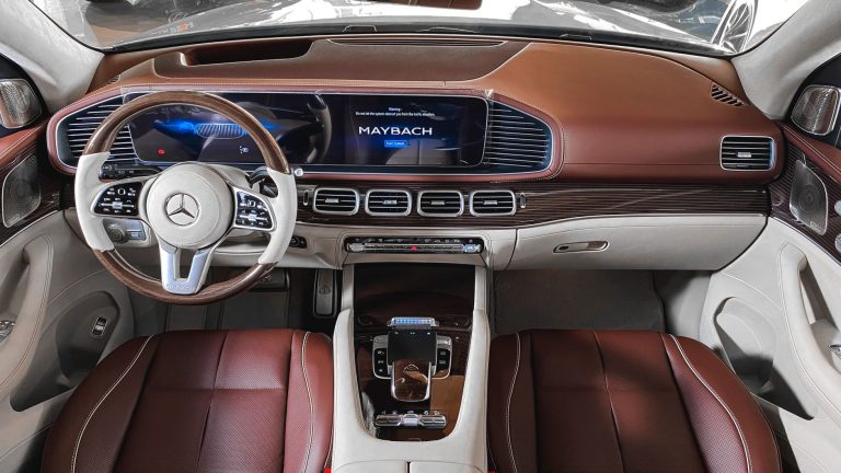 Qantas Maybach transfers
