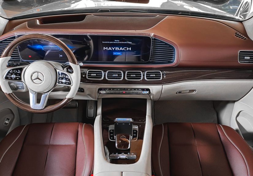 Qantas Maybach transfers
