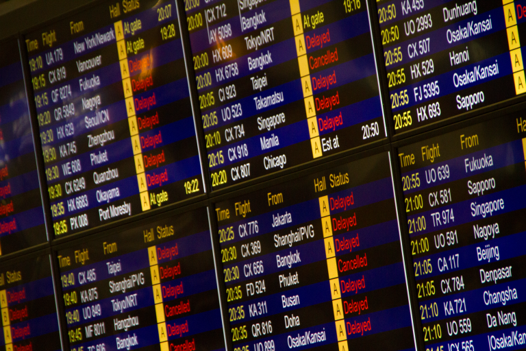 flight cancellations Jeddah Airport